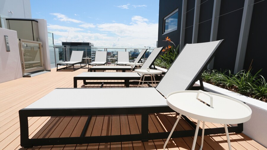 Alex Perry Hotel & Apartments