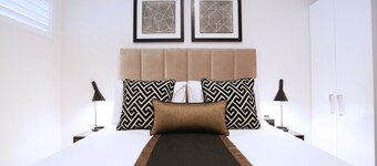 Alex Perry Hotel & Apartments