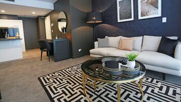 Standaard eenpersoonskamer, 1 slaapkamer | Luxe beddengoed, een kluis op de kamer, een bureau