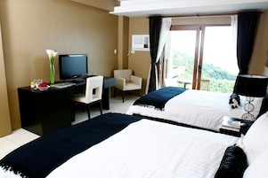 Minibar, desk, blackout drapes, free WiFi