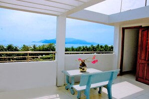 Balcony - Ha Thu Hotel (Nha Trang)