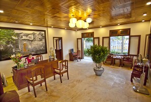 Business centre - Hoi An TNT Villa (Da Nang)
