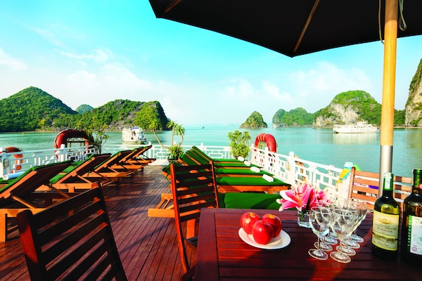 Sun deck