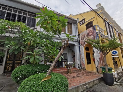 Ryokan Muntri Boutique Hostel