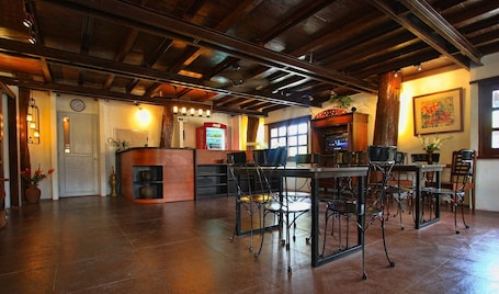 Breakfast served, Filipino cuisine