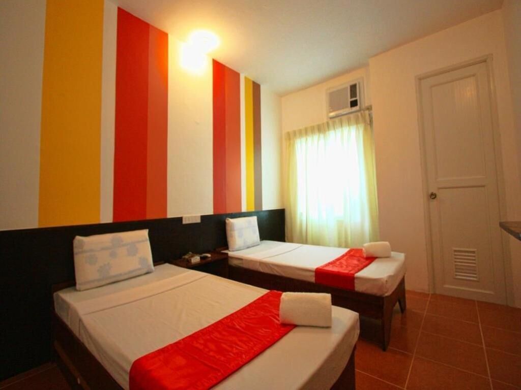 Rollaway beds, free WiFi, bed sheets