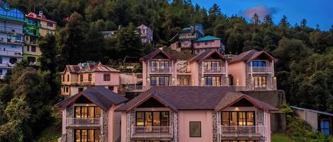 Fachada da propriedade