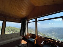 Panoramic Twin Room | Free WiFi