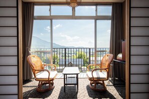 Caixa forta a l'habitació, wifi gratuïta i roba de llit 