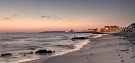 Beach nearby, white sand, beach shuttle