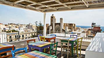 Kahden hengen huone, merinäköala | Terassi/patio