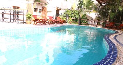 Mali Namphu Hotel