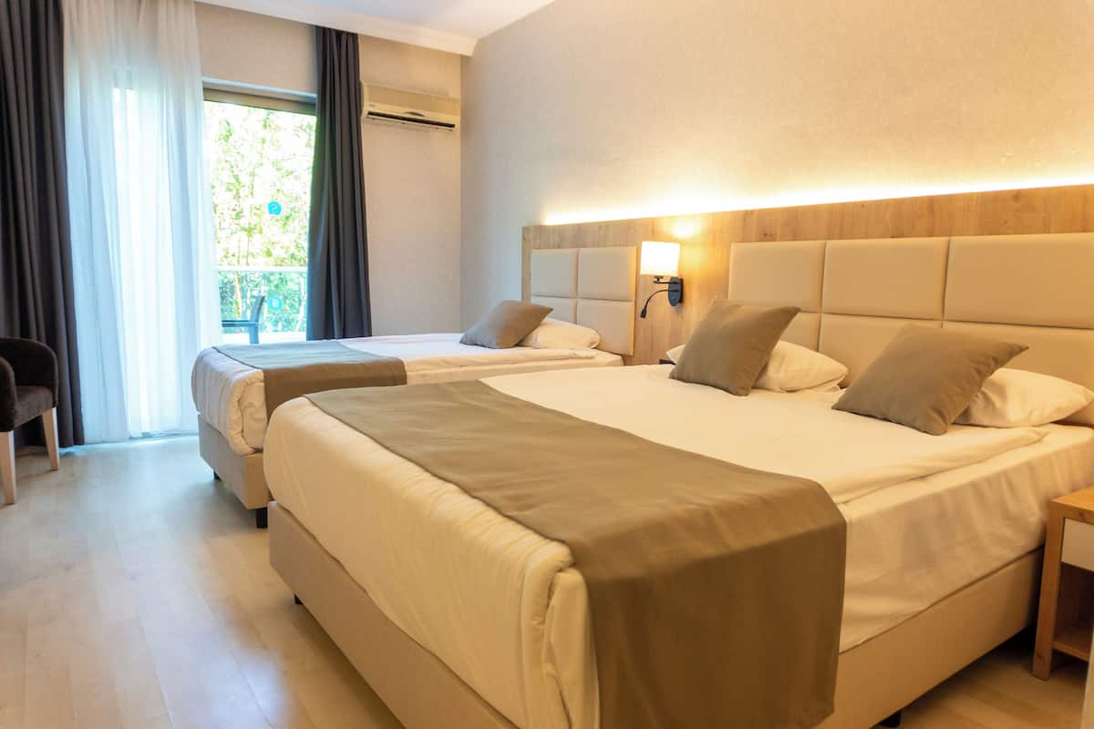 In-room safe, desk, soundproofing, bed sheets