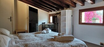 シングルルーム | 1 室のベッドルーム、ミニバー、客室ごとに異なる装飾、客室ごとに異なるインテリア