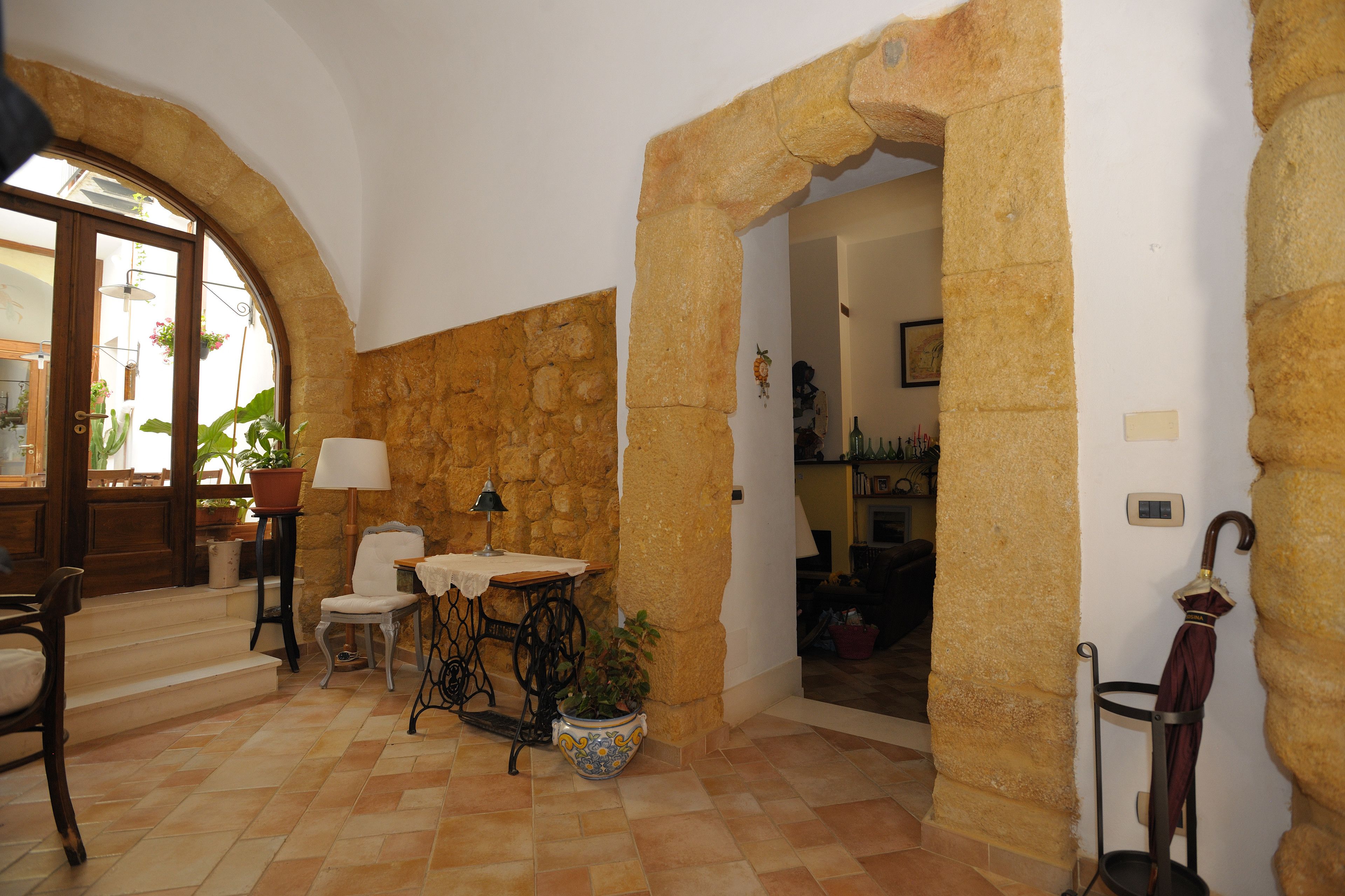 Photo - Arco Ubriaco