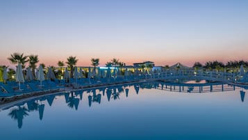 Indoor pool, outdoor pool, pool loungers