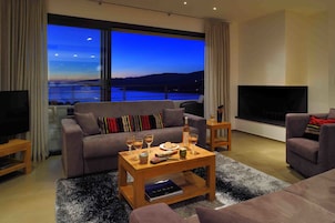 Suíte, 3 quartos, vista para o mar | Roupas de cama premium, cofres nos quartos, quartos à prova de som