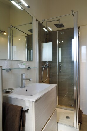 Bathroom - Residence & Hôtel Aria Marina (Viggianello)