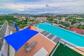 Outdoor pool, open 8:00 AM to 8:00 PM, sun loungers - The Blue (Chalong)