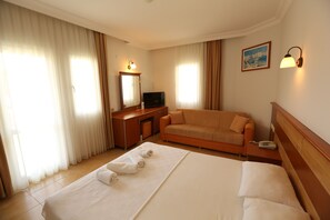 Minibar, blackout curtains, free WiFi, bed sheets