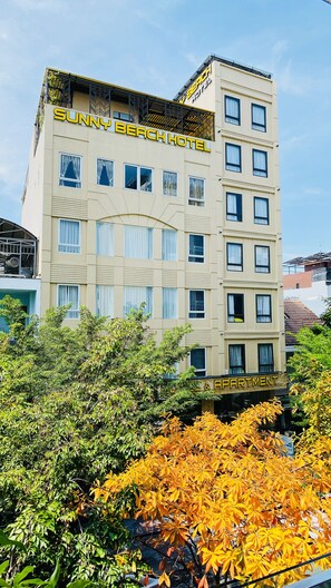 Mặt tiền nơi lưu trú