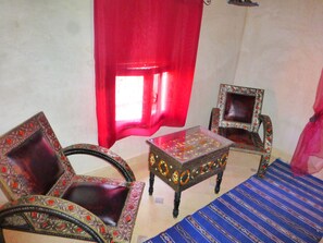 Suite – standard, 1 dobbeltseng, privat bad, 1. etasje | Romfasilitet