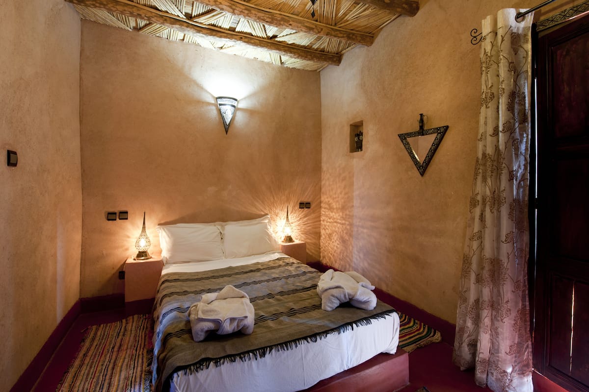 Standard-Doppelzimmer, Bergblick | Hochwertige Bettwaren, Zimmersafe, Schreibtisch, Verdunkelungsvorhänge