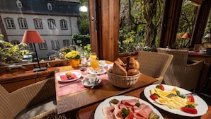 Breakfast area - Hotel Heintz (Vianden)