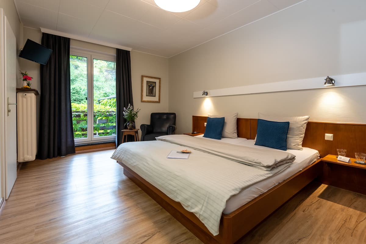 Family Room, Connecting Rooms, Garden Area | 1 bedroom, in-room safe, free WiFi