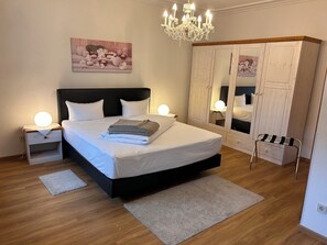 Superior Apartment | 1 bedroom, premium bedding, minibar, in-room safe - Hotel Restaurant Rosenhof (Ramstein-Miesenbach)