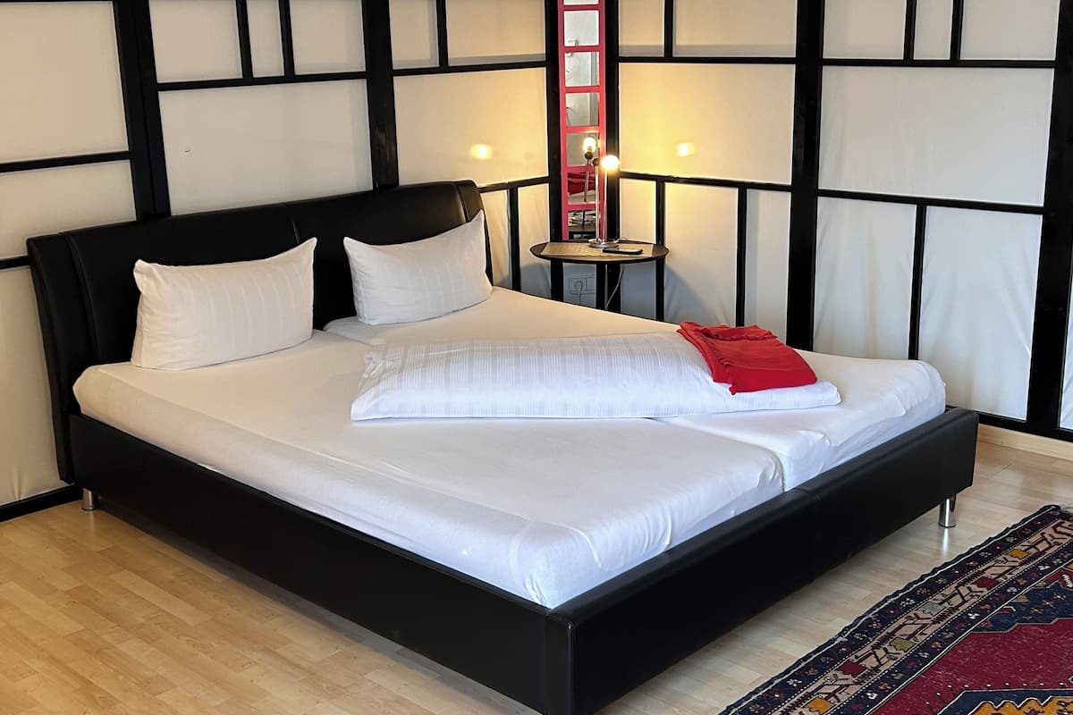 standard apartment | 1 bedroom, premium bedding, minibar, in-room safe