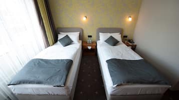 Twin Room, 2 Single Beds