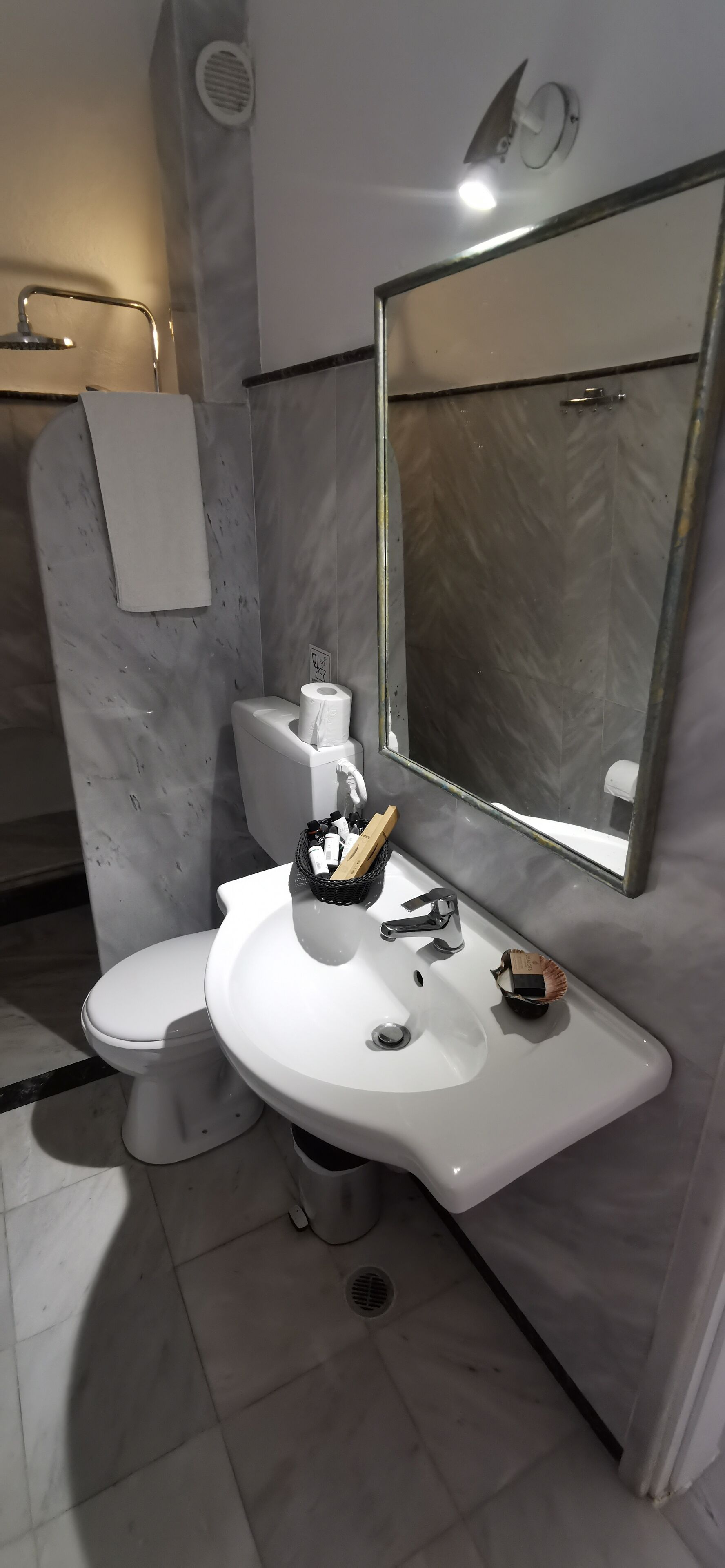 Foto - Zenith Blue Traditional Houses