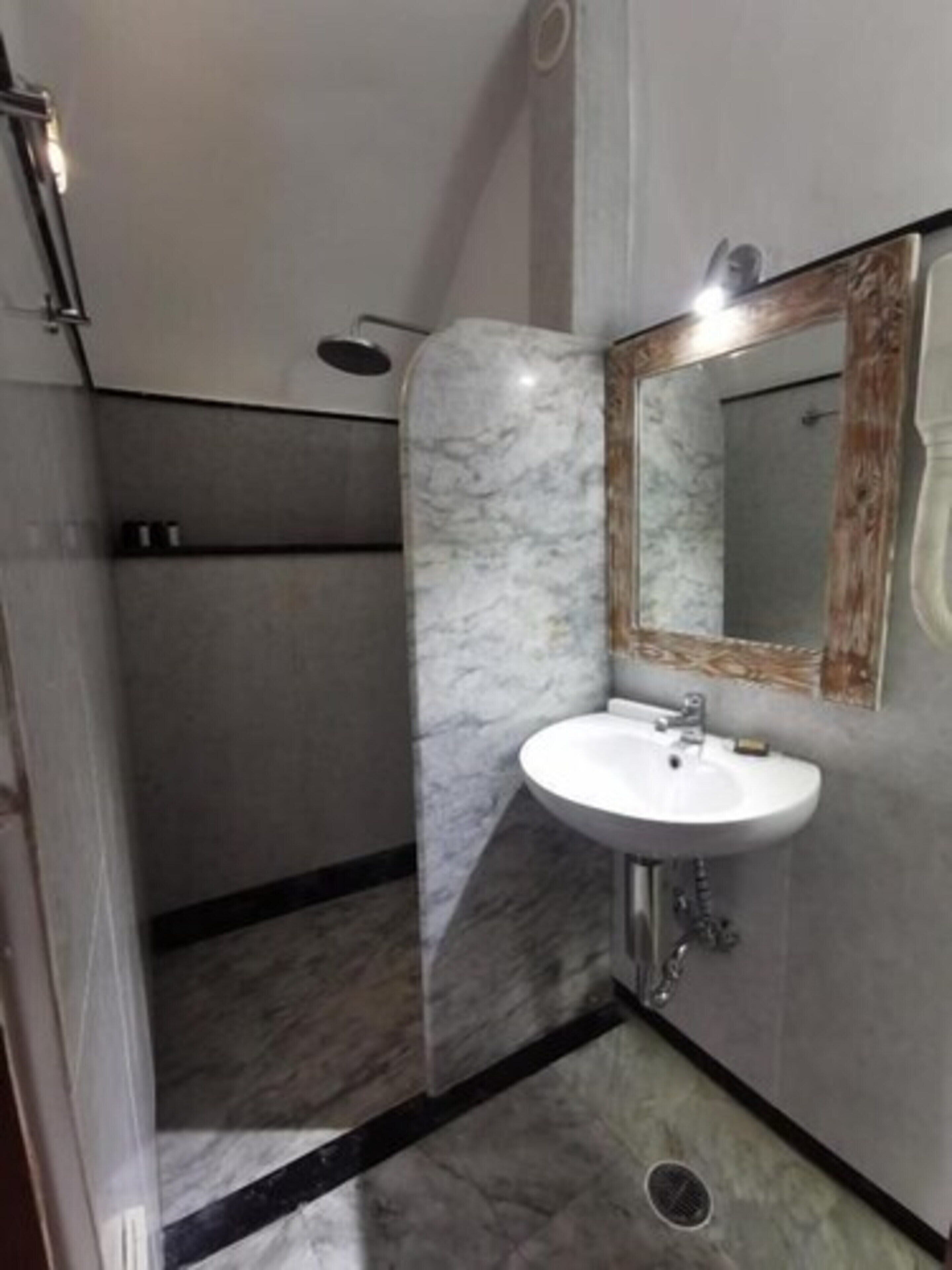 Foto - Zenith Blue Traditional Houses