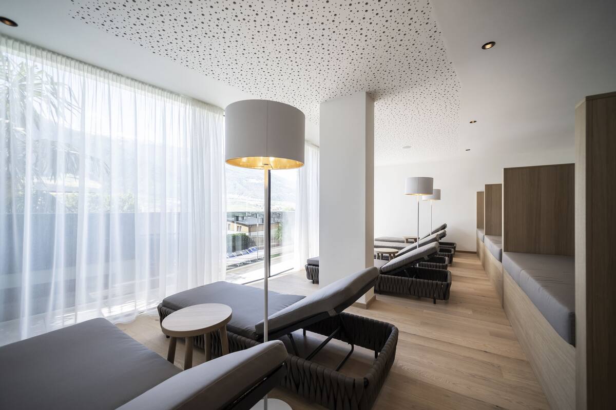 body treatments, sports massages, massages