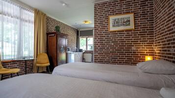 Camera Comfort, 2 letti singoli | 1 camera, letti aggiuntivi (a pagamento), Wi-Fi gratuito, lenzuola