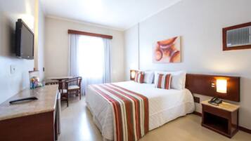 Deluxe Double or Twin Room | Hypo-allergenic bedding, minibar, blackout drapes, soundproofing