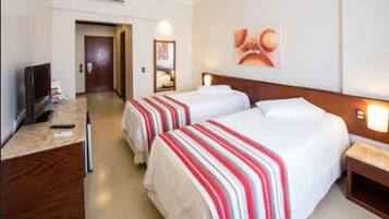 Hypo-allergenic bedding, minibar, blackout drapes, soundproofing