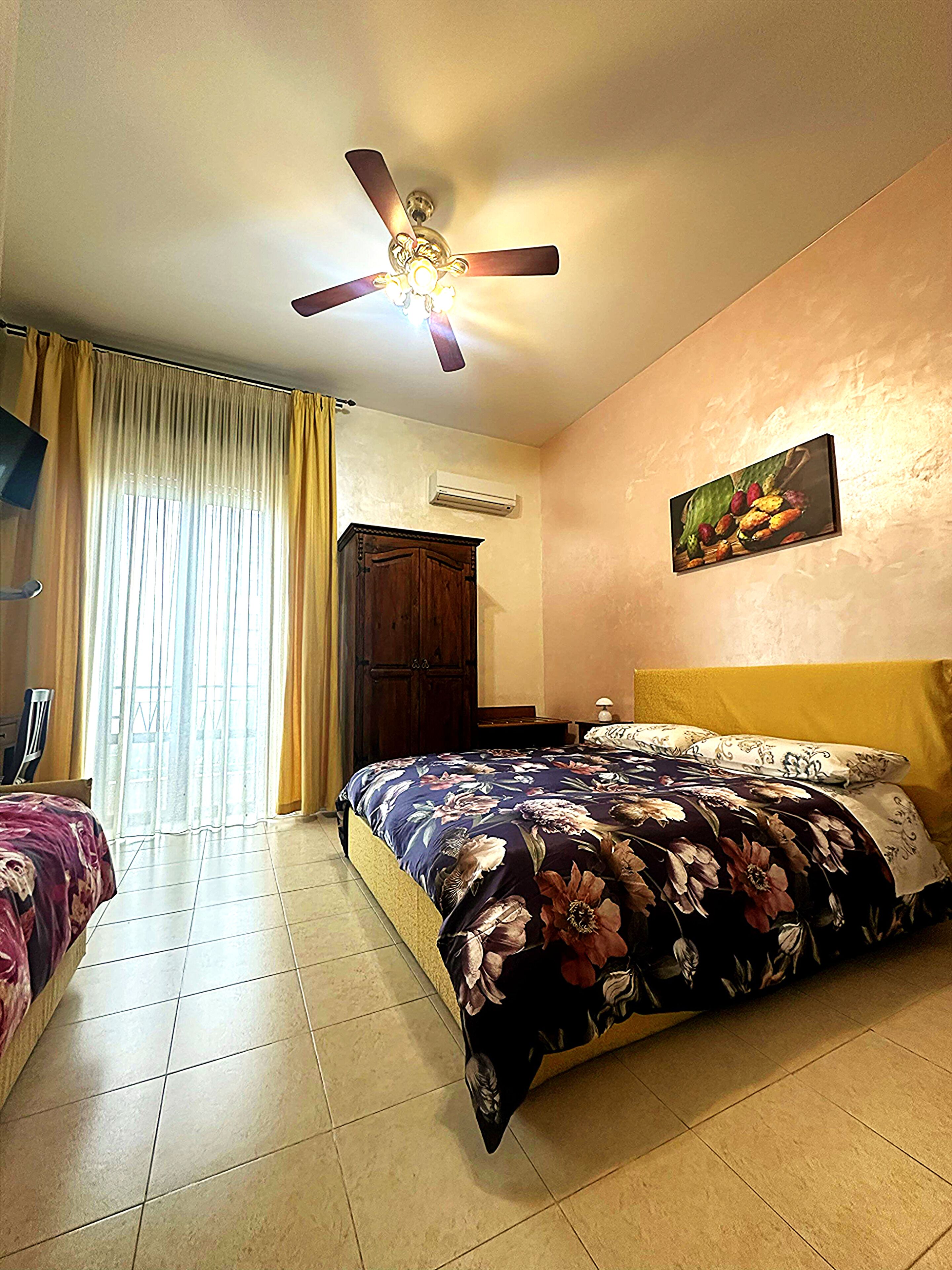Double Room | 1 bedroom, desk, iron/ironing board, free WiFi