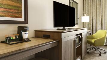 Iron/ironing board, free WiFi, bed sheets, alarm clocks