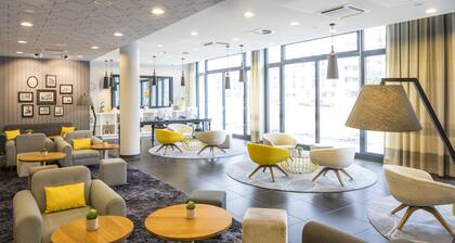 Capri by Fraser Frankfurt