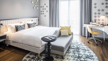 In-room safe, desk, laptop workspace, blackout drapes