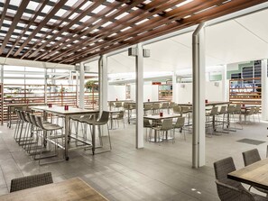 Pub, alfresco dining, open daily - ibis Mackay (South Mackay)