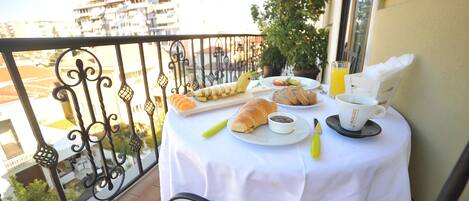 Panoramic Double Room, 1 King Bed, Terrace, City View | Terrace/patio