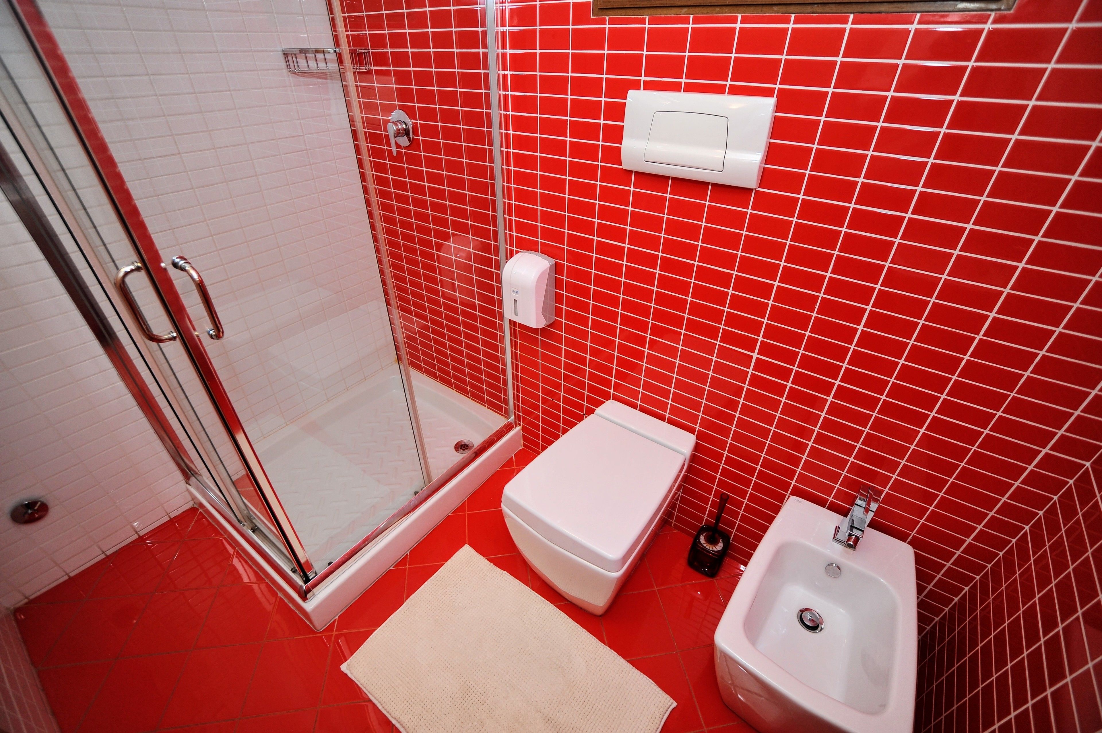 panoramic double room, 1 king bed, terrace, city view | bathroom | shower, free toiletries, hair dryer, towels