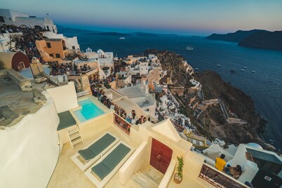 Poseidon Mansion