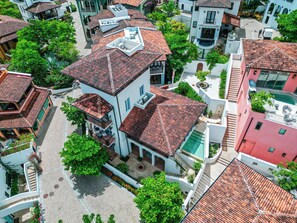 Exterior - Las Catalinas Doorway (Tempate)