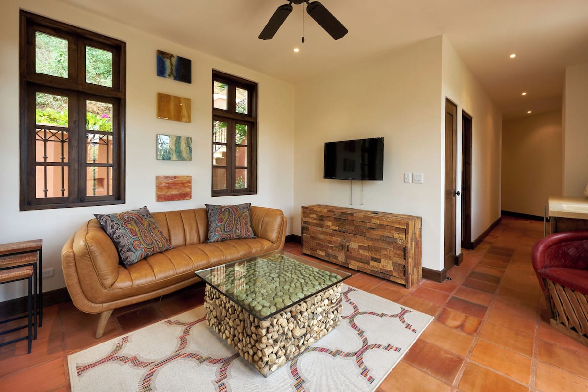 1 habitación y ropa de cama de alta calidad