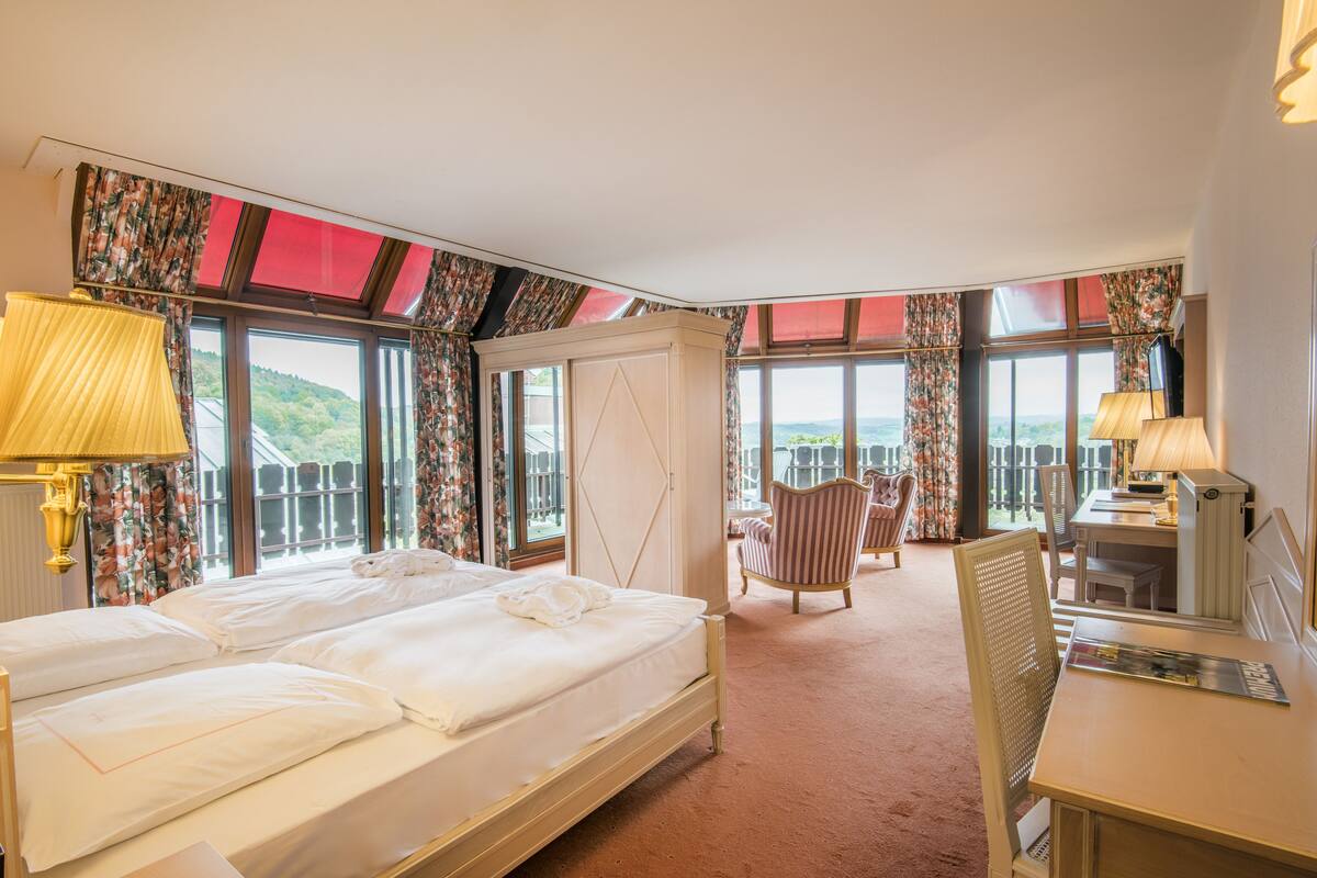 1 bedroom, minibar, in-room safe, desk