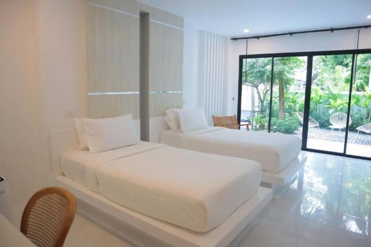 Chambres insonorisées, lits bébé